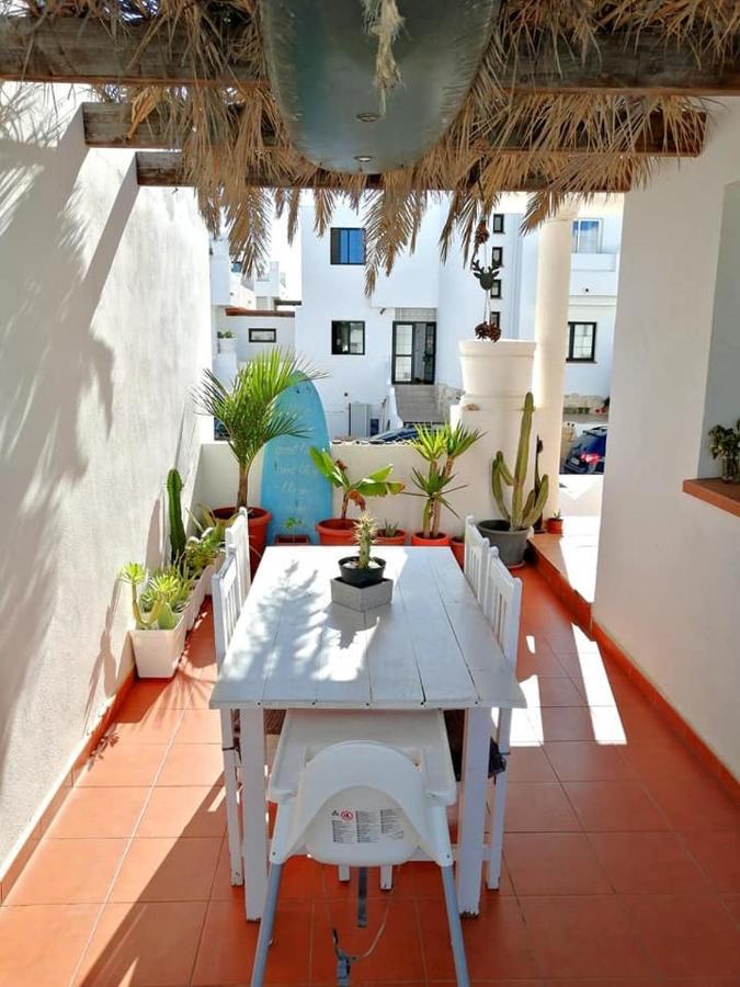 Surf Dream Surfhouse Hostel Corralejo Exterior photo