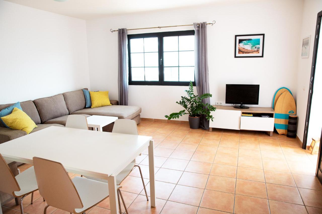Surf Dream Surfhouse Hostel Corralejo Exterior photo