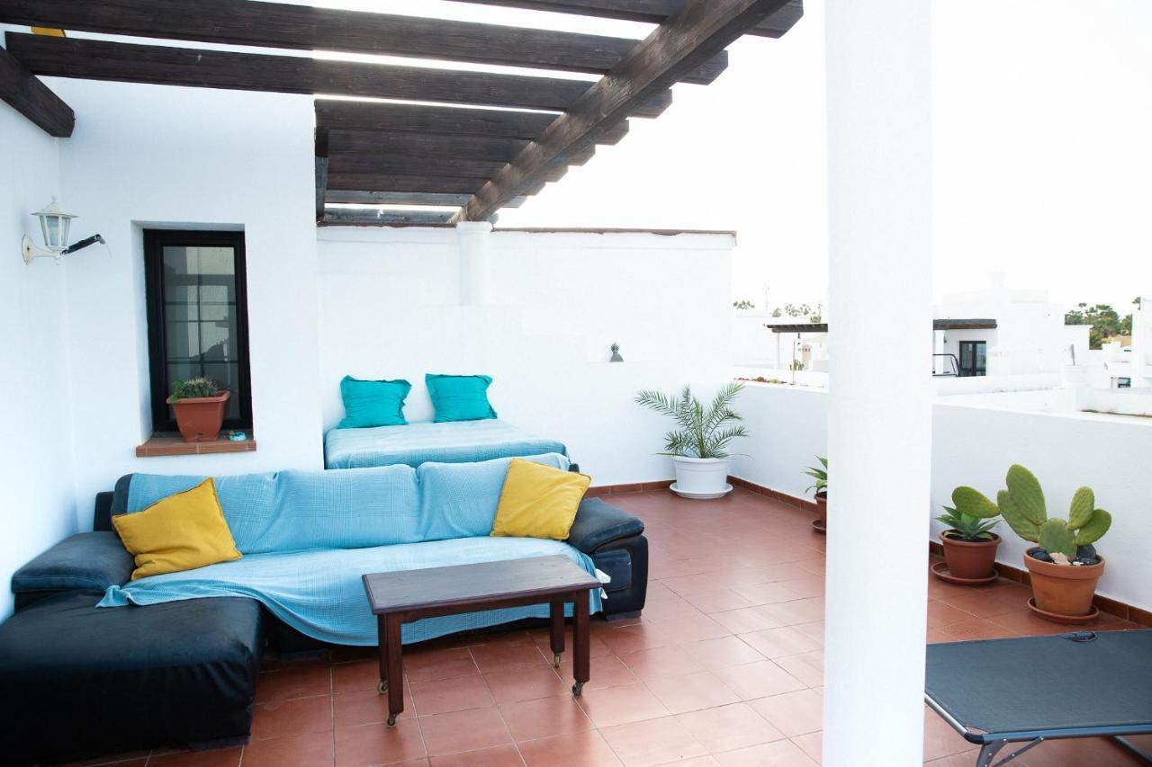 Surf Dream Surfhouse Hostel Corralejo Exterior photo